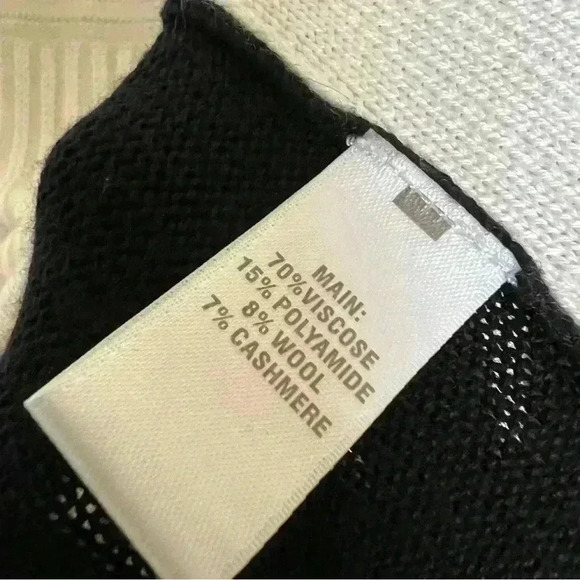 St John Knit Black and White Top-Large - Picture 6 of 7